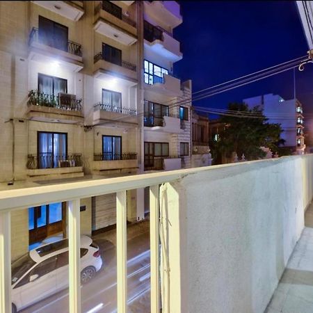 Modern 3 Bed & 2 Bth Apt Слима Экстерьер фото