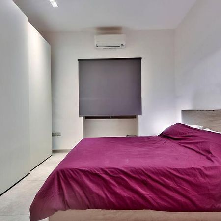 Modern 3 Bed & 2 Bth Apt Слима Экстерьер фото