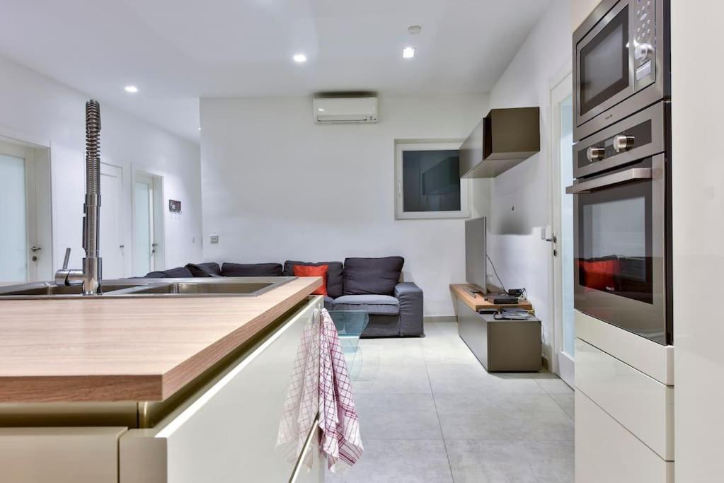 Modern 3 Bed & 2 Bth Apt Слима Экстерьер фото